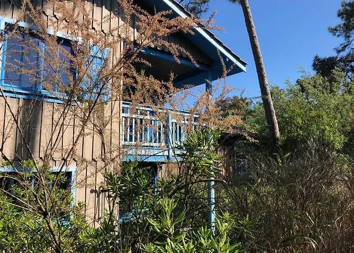 La Maison Bleue